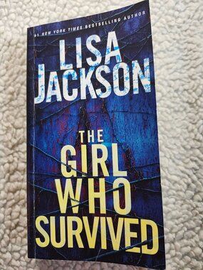 Lisa Jackson The Girl Who Survived Paperback Zebra Books Thriller Suspense 2023